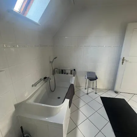 B-gerechte Ferienwohnung Lägenhet